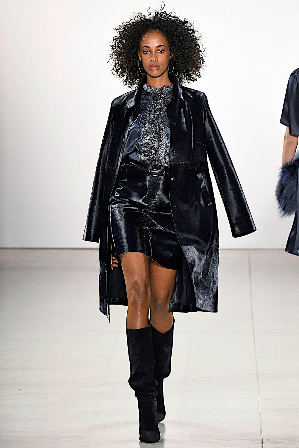 Fashion Week New York Fall/Winter 2019 look 29 from the Elie Tahari collection 女装