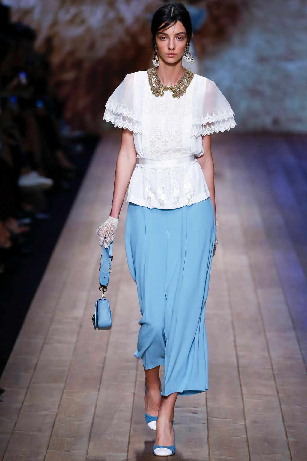 Fashion Week Milan Spring/Summer 2018 look 28 de la collection Elisabetta Franchi womenswear