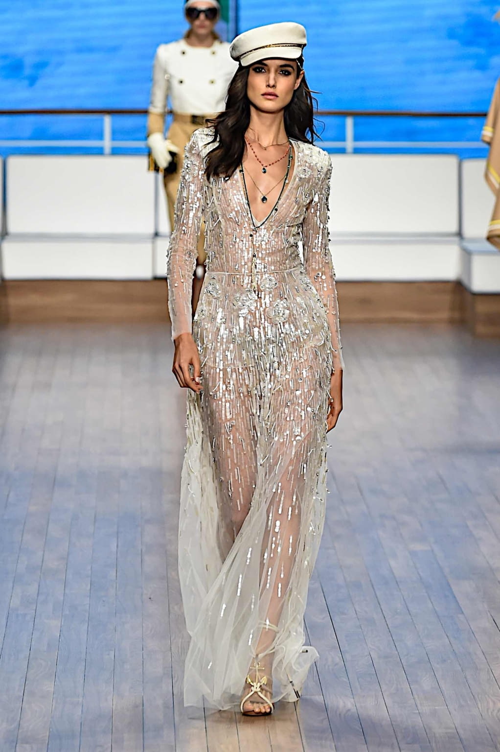Fashion Week Milan Spring/Summer 2020 look 38 from the Elisabetta Franchi collection 女装