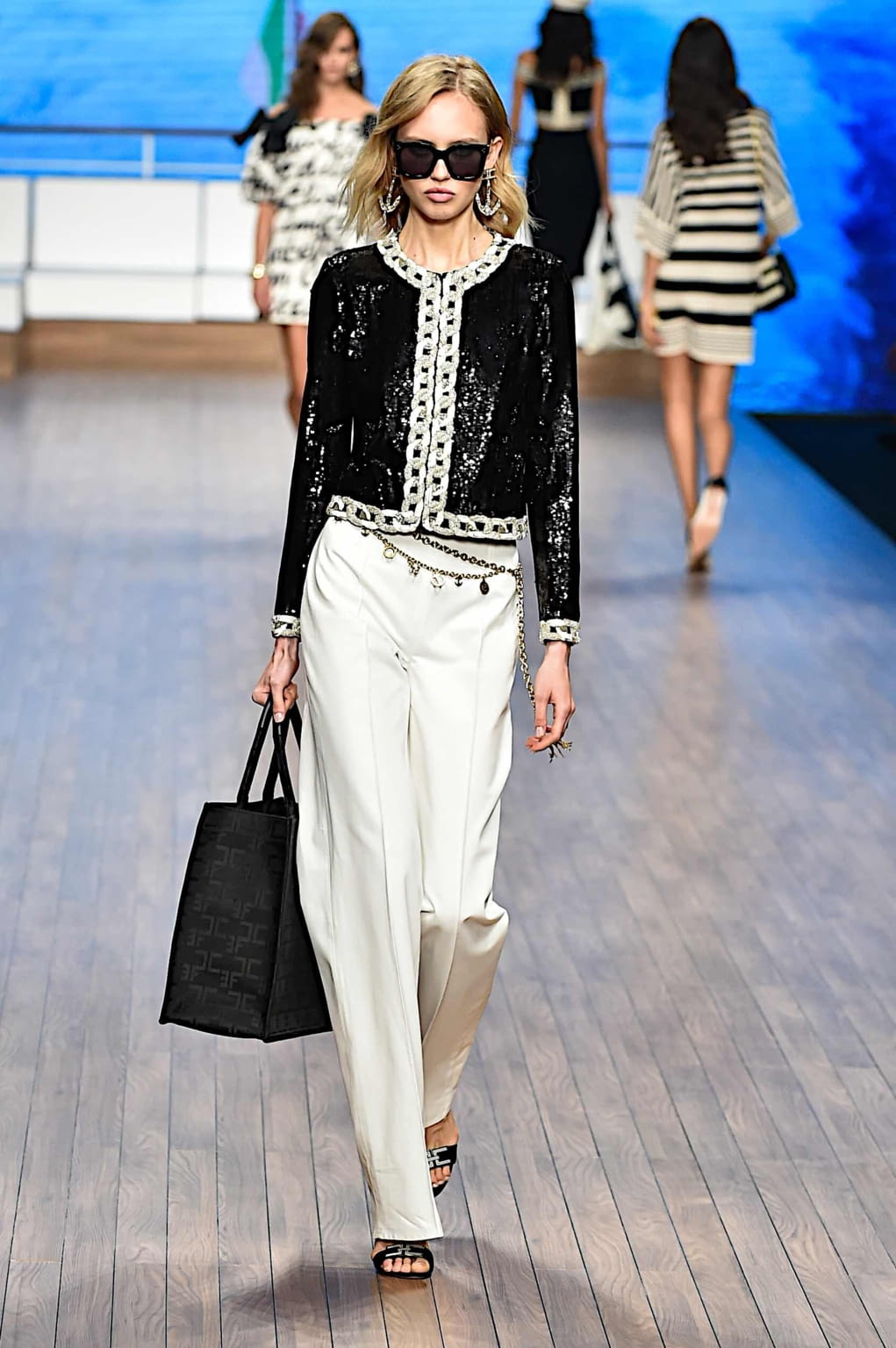 Fashion Week Milan Spring/Summer 2020 look 6 de la collection Elisabetta Franchi womenswear