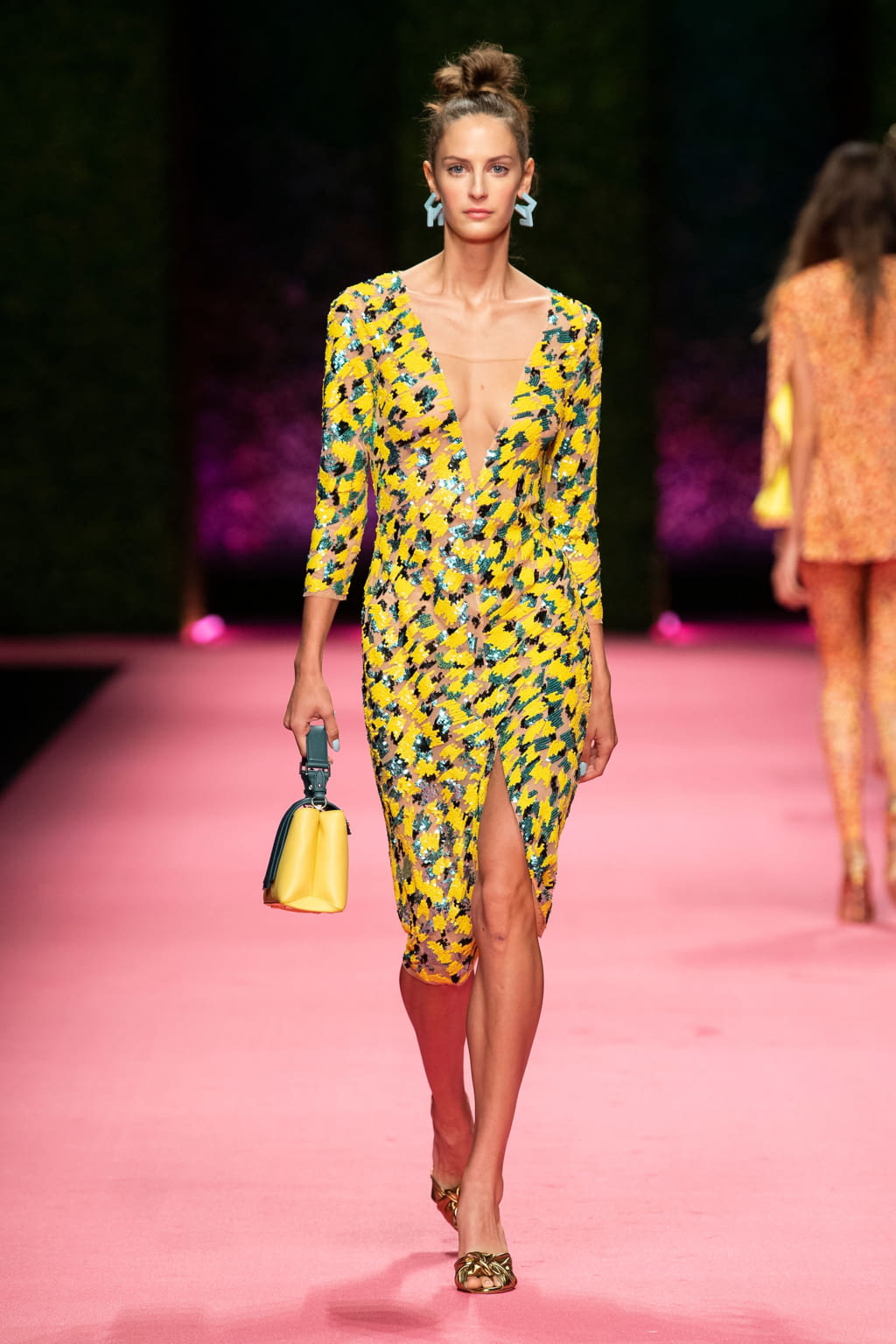 Fashion Week Milan Spring/Summer 2019 look 18 de la collection Elisabetta Franchi womenswear