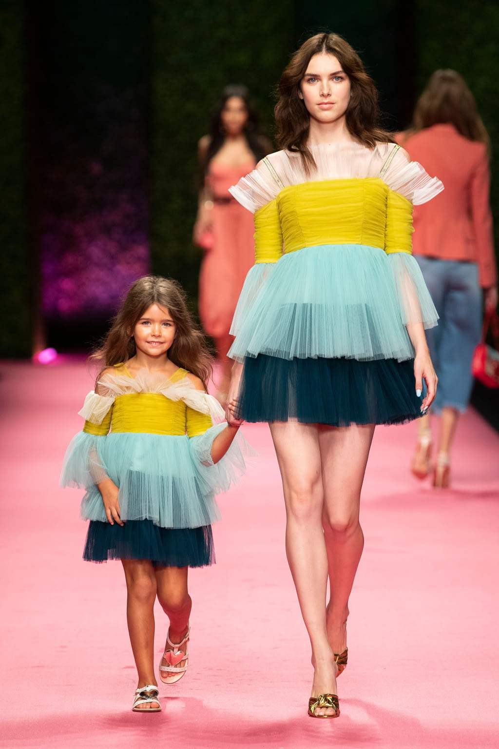 Fashion Week Milan Spring/Summer 2019 look 40 from the Elisabetta Franchi collection womenswear