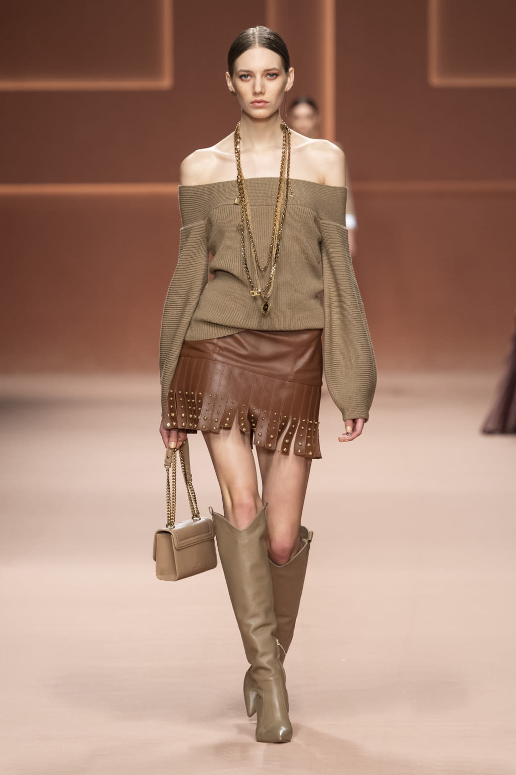 Fashion Week Milan Fall/Winter 2020 look 26 from the Elisabetta Franchi collection 女装