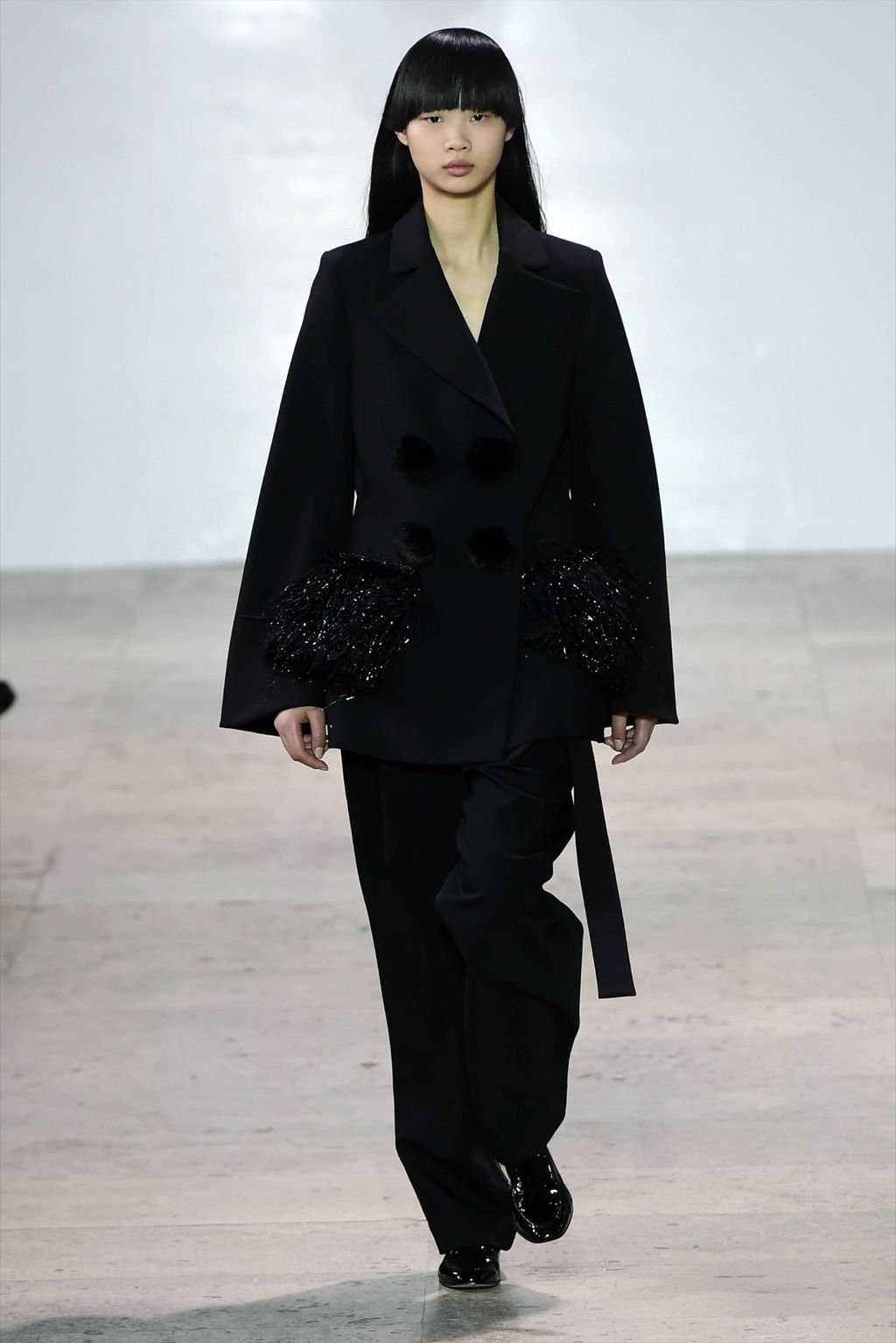 Fashion Week Paris Fall/Winter 2017 look 15 from the Ellery collection womenswear
