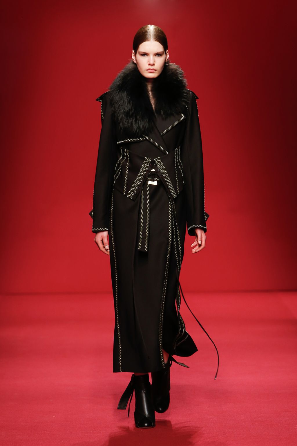 Fashion Week Paris Fall/Winter 2016 look 1 from the Ellery collection womenswear