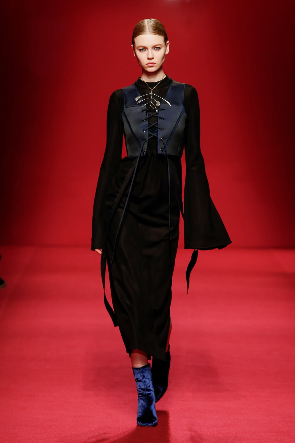 Fashion Week Paris Fall/Winter 2016 look 16 from the Ellery collection womenswear