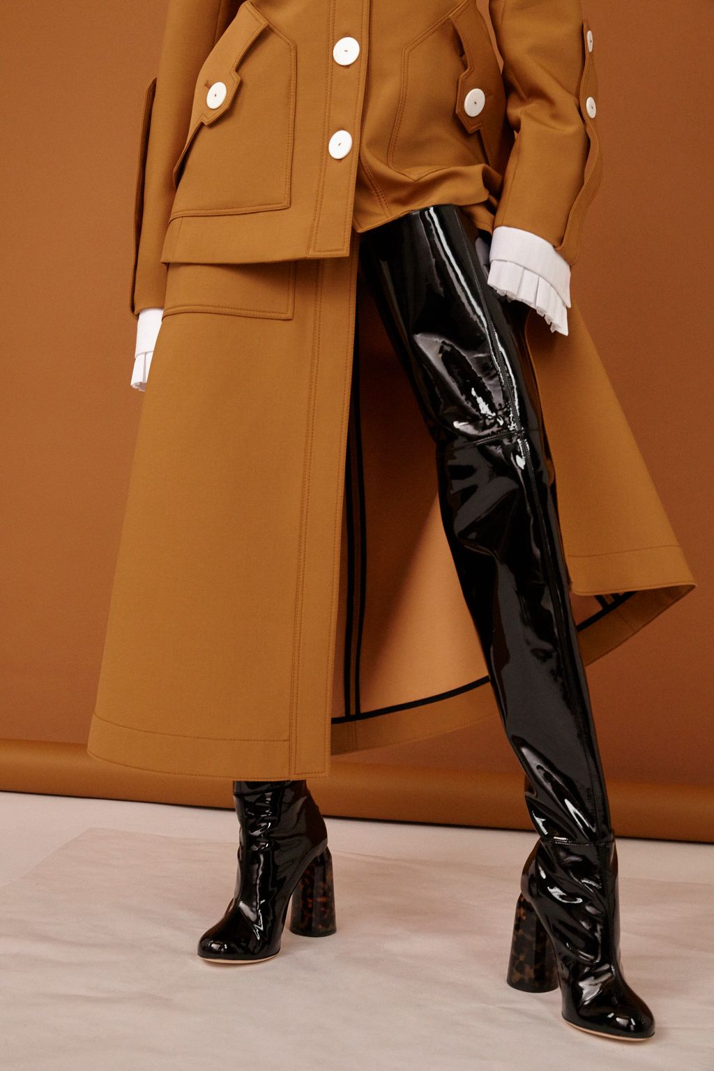 Fashion Week Paris Pre-Fall 2017 look 2 from the Ellery collection womenswear