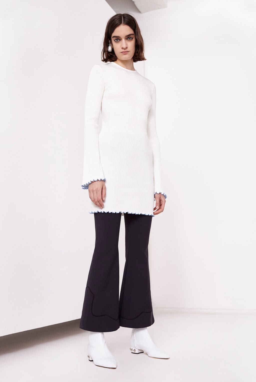 Fashion Week Paris Resort 2018 look 14 from the Ellery collection womenswear