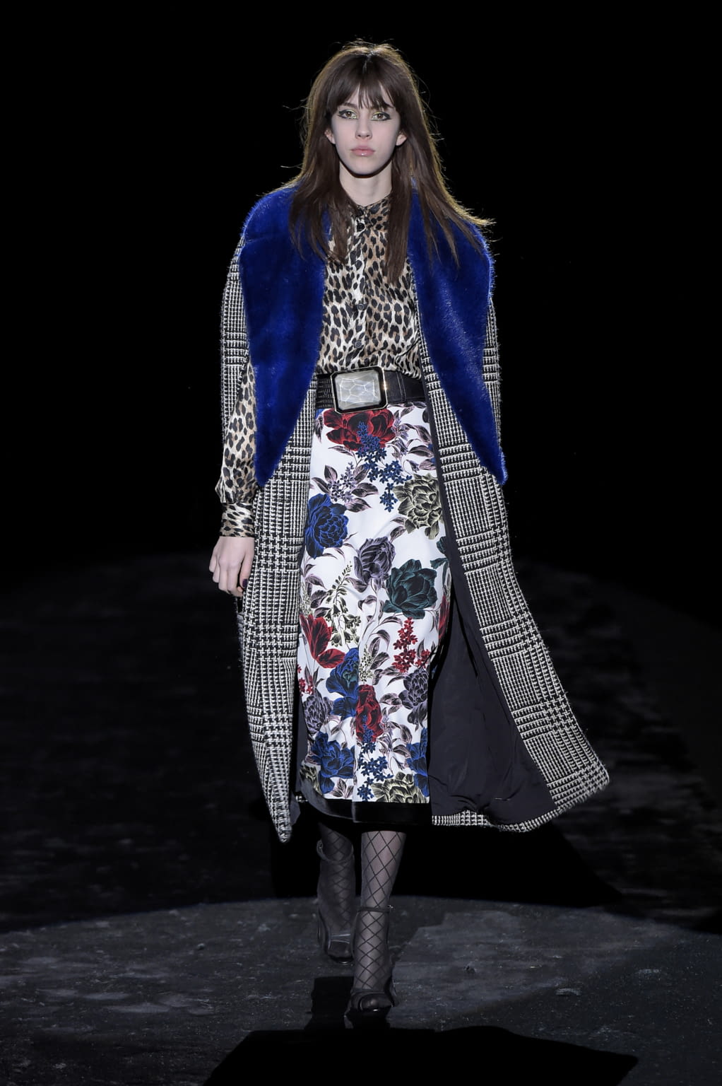 Fashion Week Paris Fall/Winter 2016 look 2 from the Emanuel Ungaro collection womenswear
