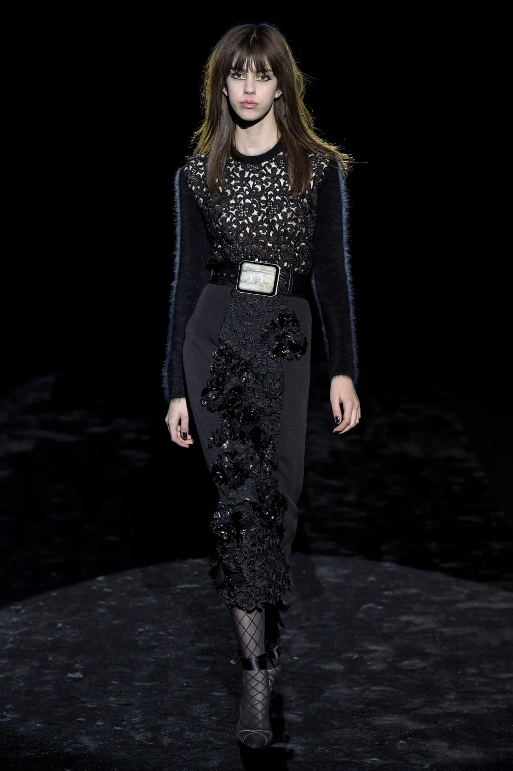 Fashion Week Paris Fall/Winter 2016 look 31 from the Emanuel Ungaro collection womenswear
