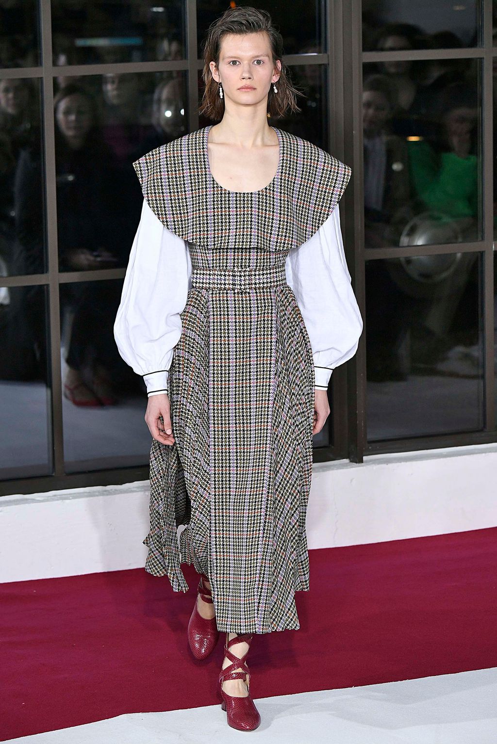 Fashion Week London Fall/Winter 2018 look 4 from the Emilia Wickstead collection womenswear