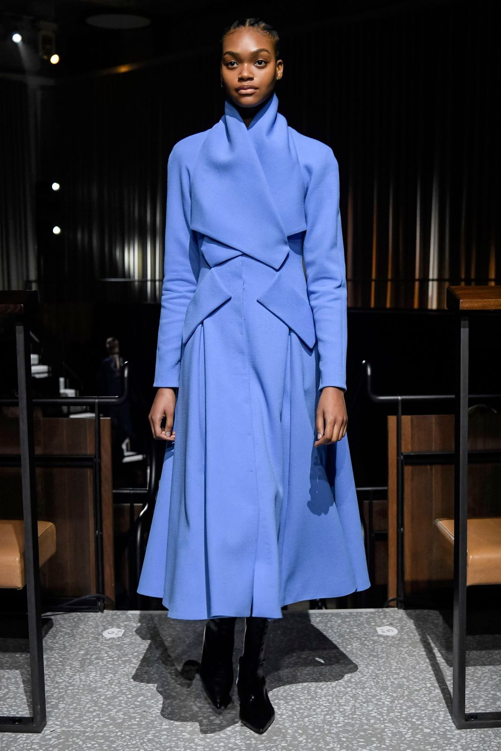 Fashion Week London Fall/Winter 2020 look 30 from the Emilia Wickstead collection 女装