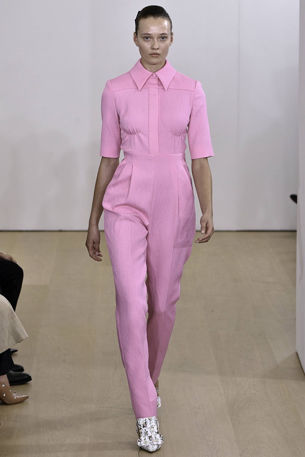 Fashion Week London Spring/Summer 2019 look 29 from the Emilia Wickstead collection 女装