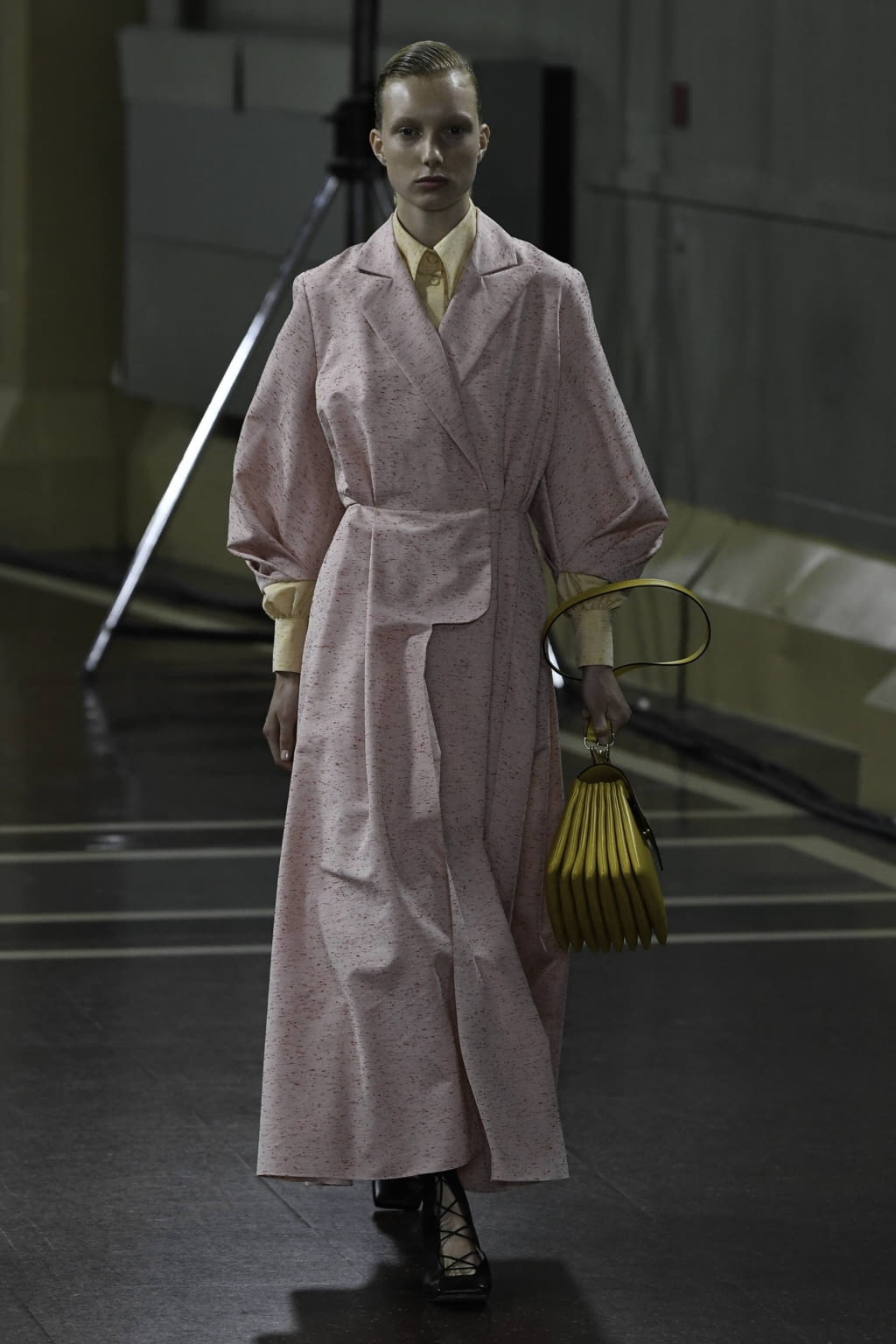 Fashion Week London Spring/Summer 2020 look 4 from the Emilia Wickstead collection 女装