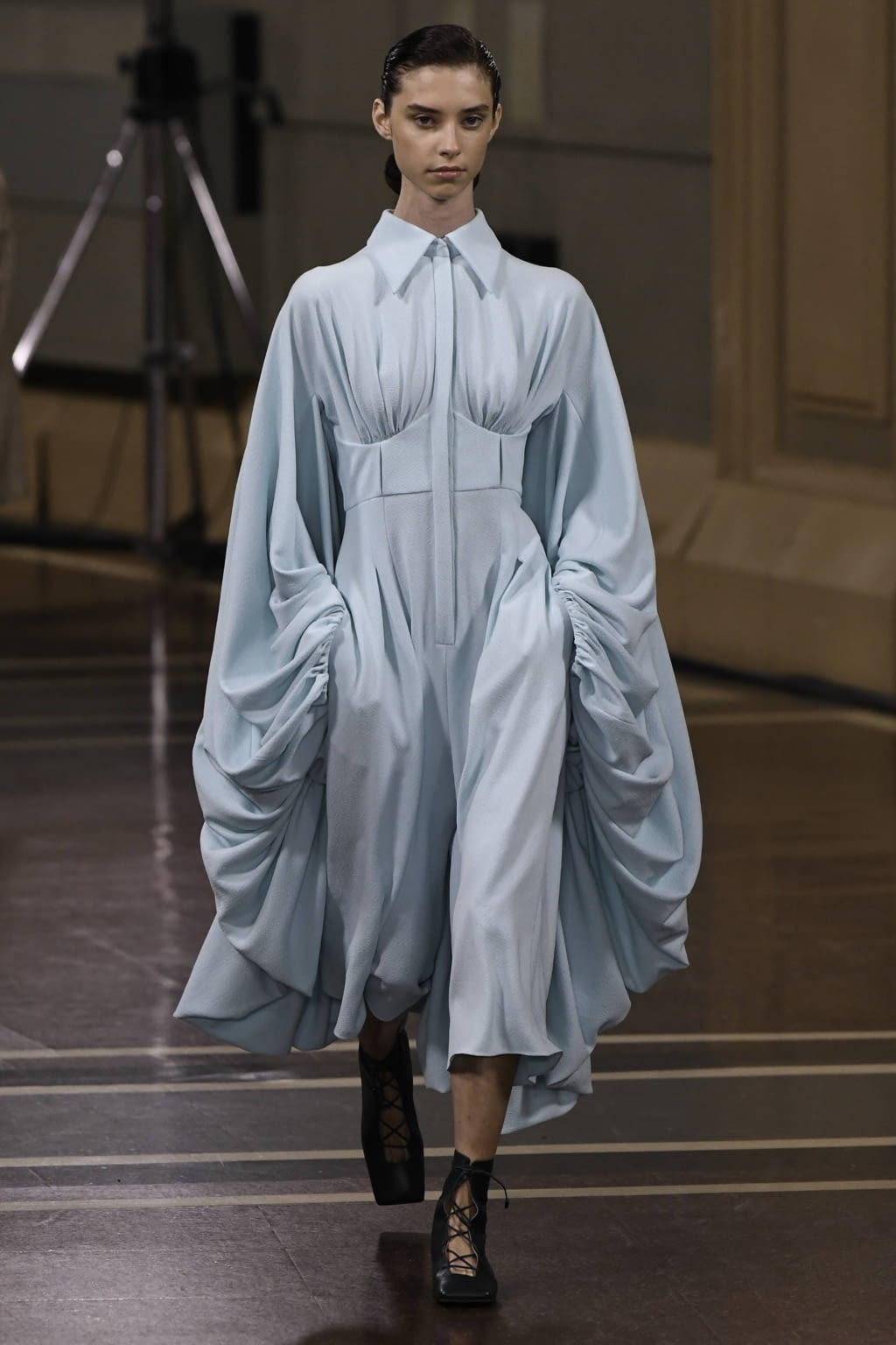 Fashion Week London Spring/Summer 2020 look 8 from the Emilia Wickstead collection womenswear