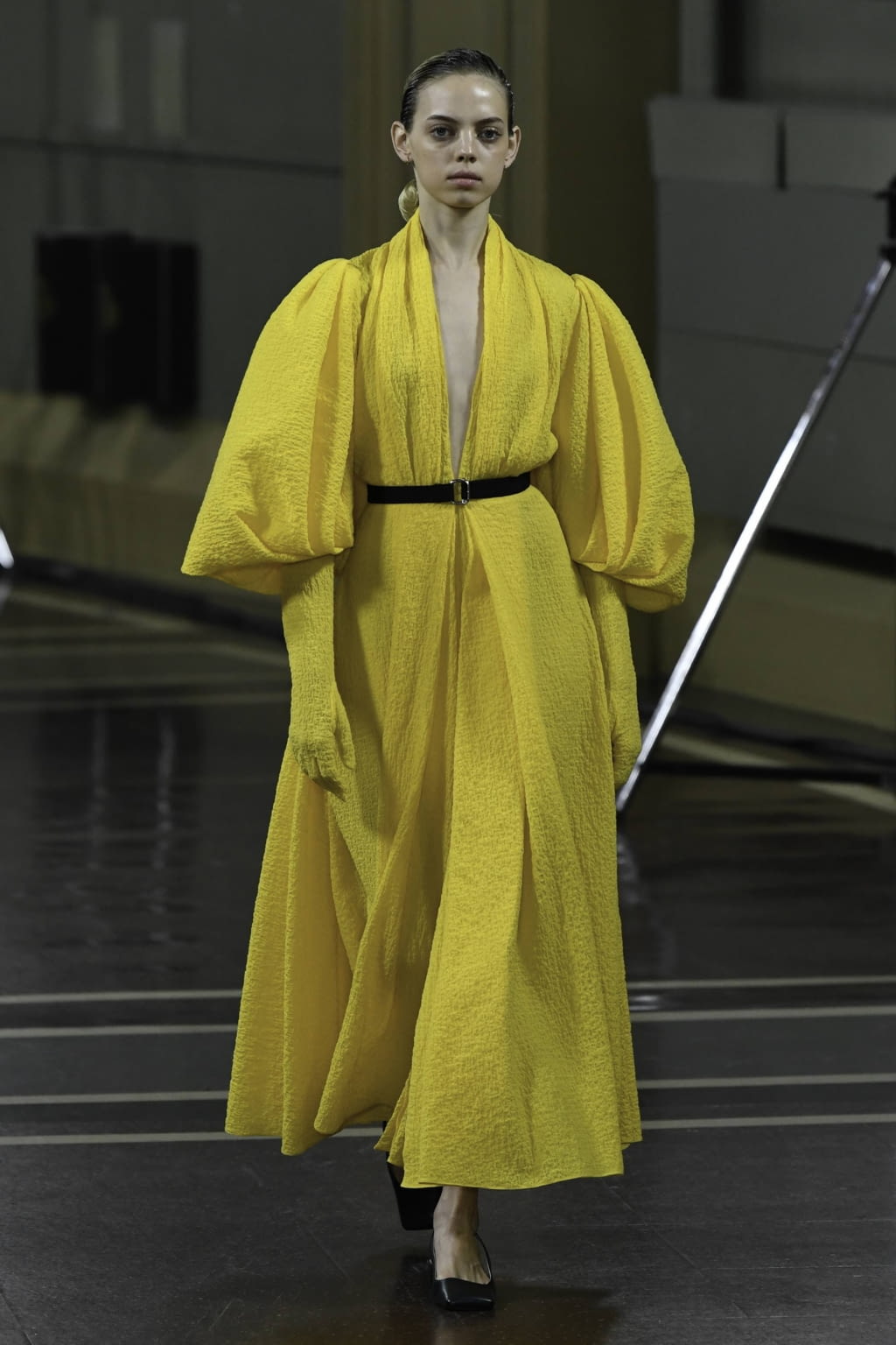 Fashion Week London Spring/Summer 2020 look 15 from the Emilia Wickstead collection 女装