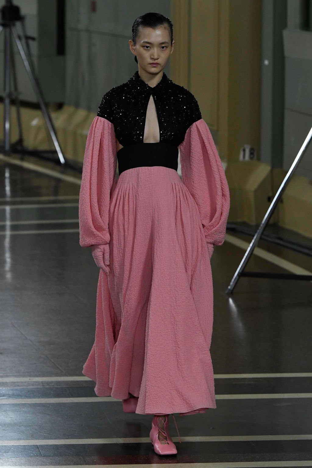 Fashion Week London Spring/Summer 2020 look 17 from the Emilia Wickstead collection womenswear
