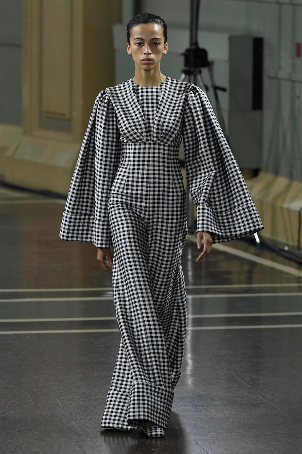 Fashion Week London Spring/Summer 2020 look 20 from the Emilia Wickstead collection 女装