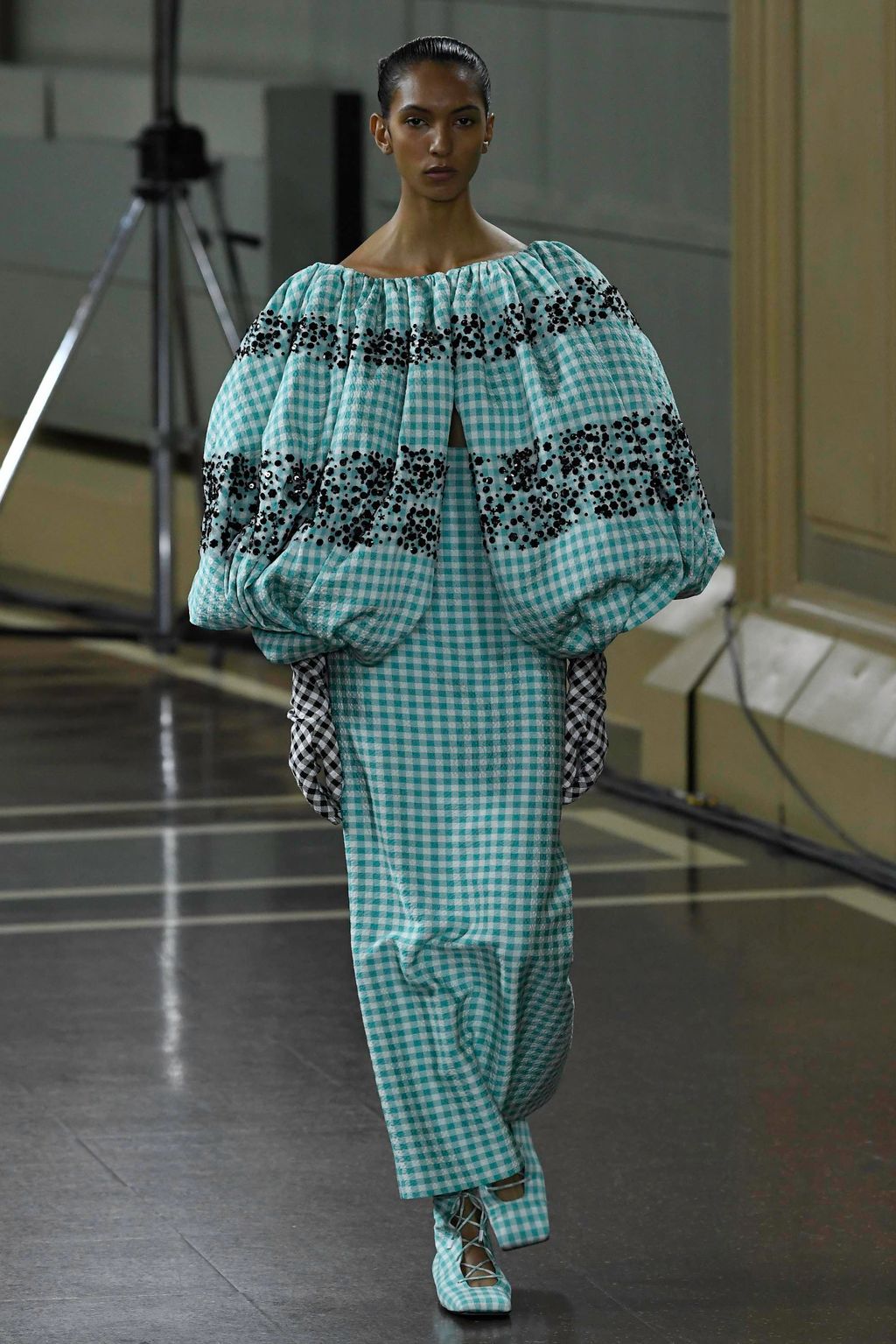 Fashion Week London Spring/Summer 2020 look 31 from the Emilia Wickstead collection womenswear