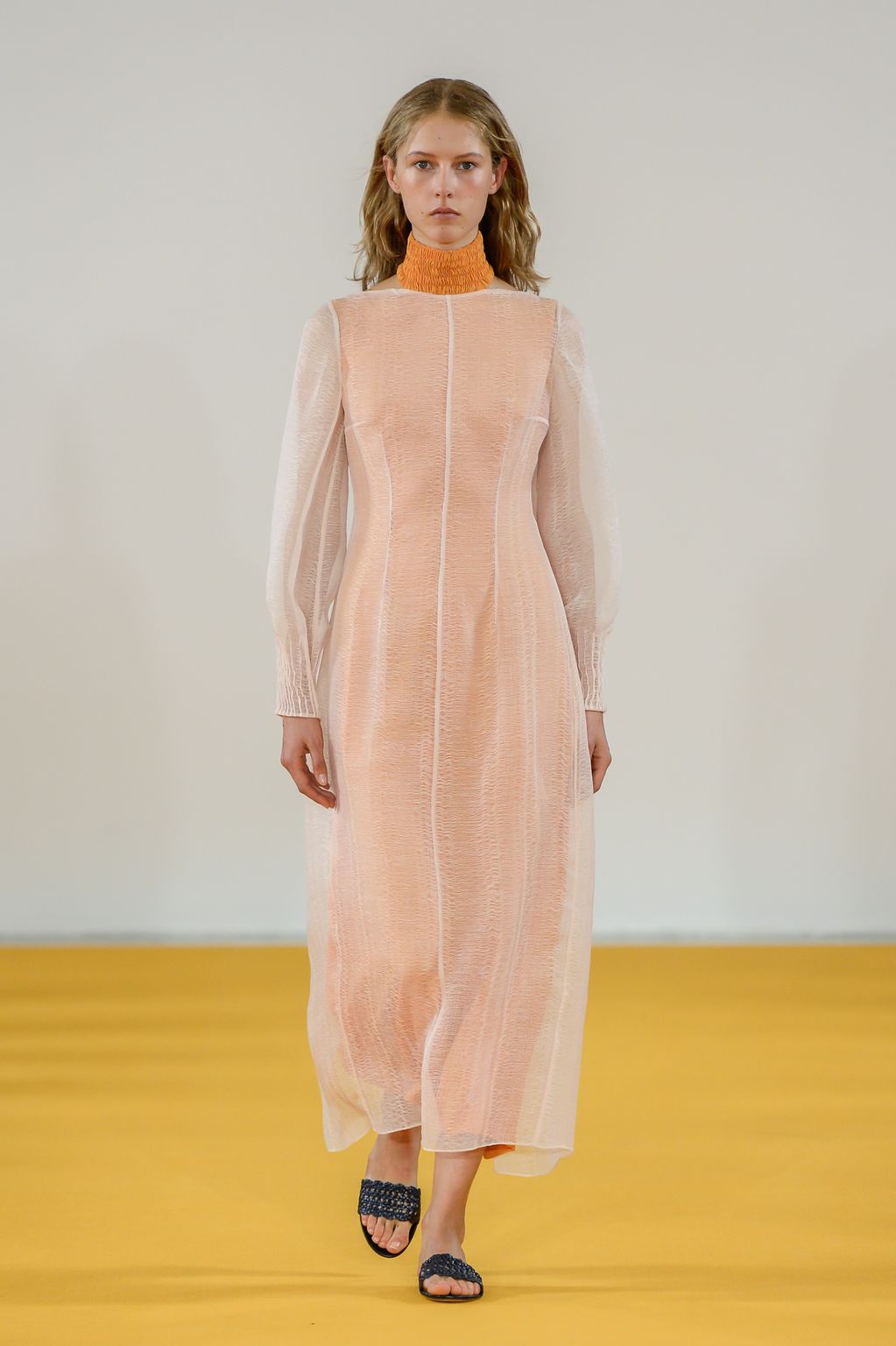 Fashion Week London Spring/Summer 2017 look 2 from the Emilia Wickstead collection womenswear
