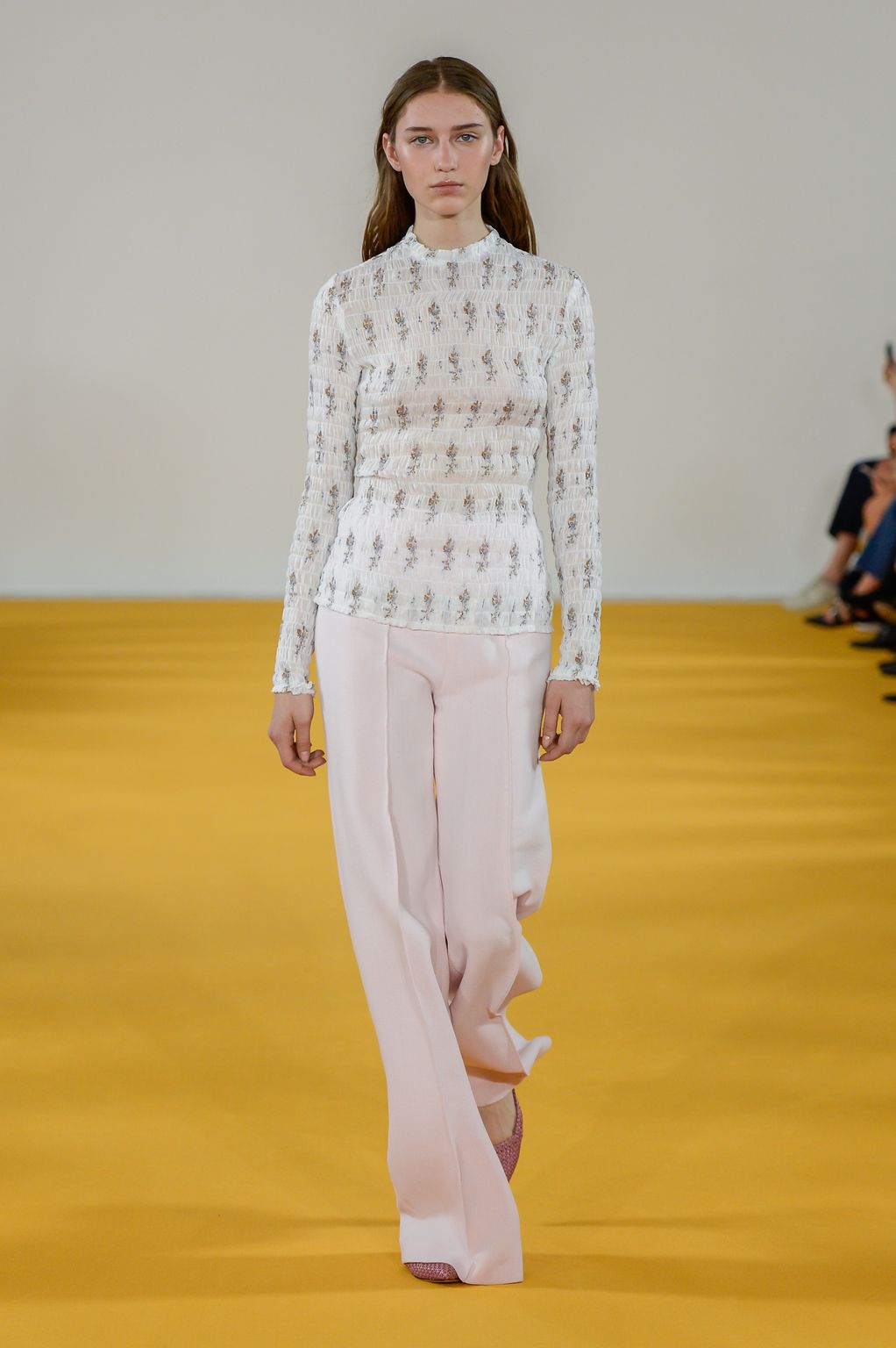 Fashion Week London Spring/Summer 2017 look 21 from the Emilia Wickstead collection womenswear