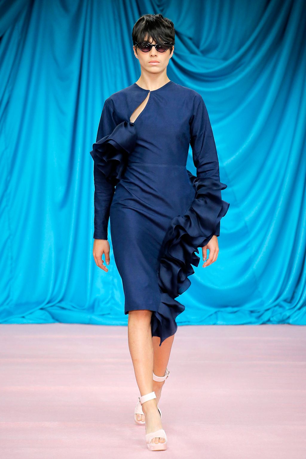 Fashion Week London Spring/Summer 2018 look 10 from the Emilio de la Morena collection womenswear