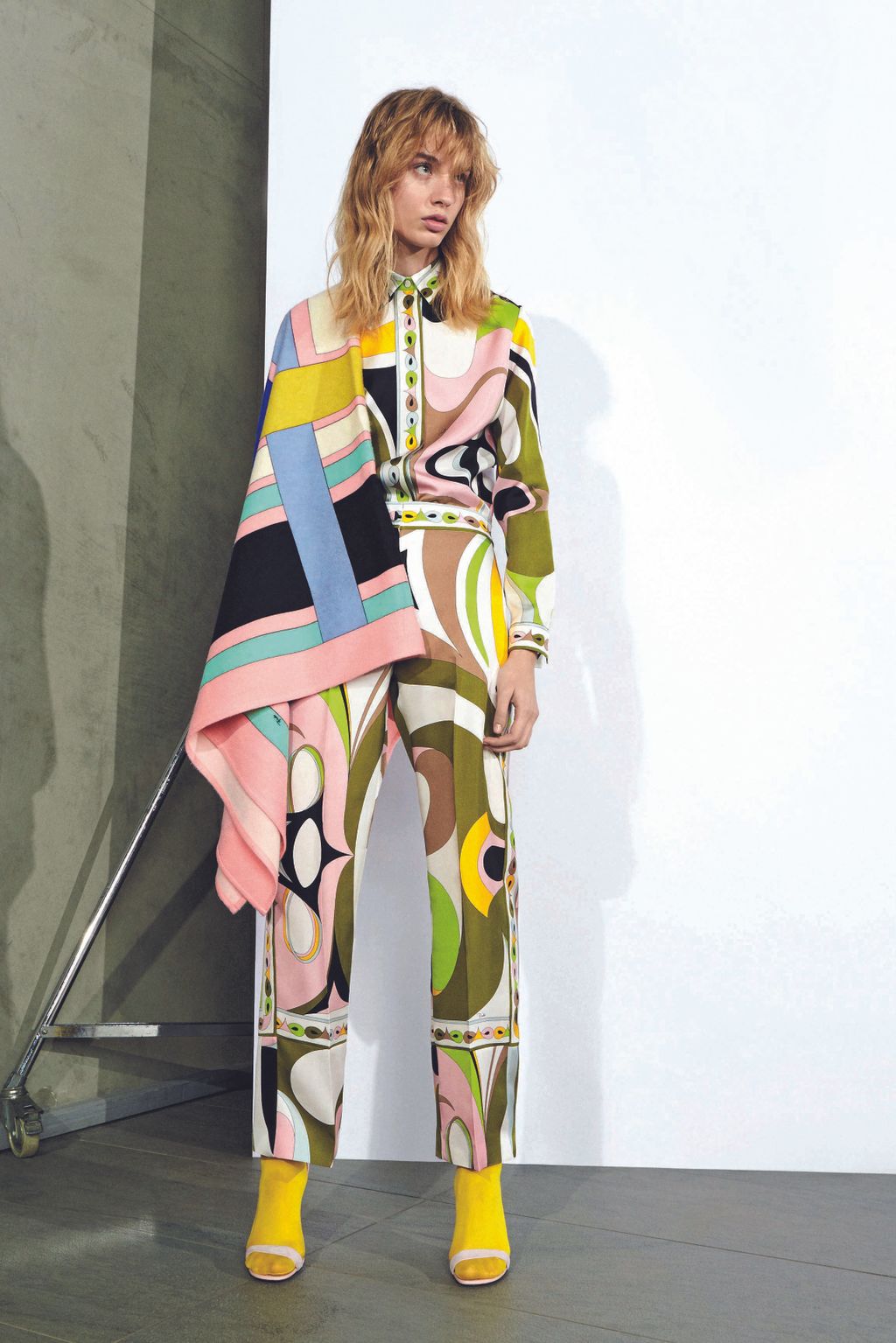 Fashion Week Milan Pre-Fall 2017 look 16 from the Pucci collection womenswear