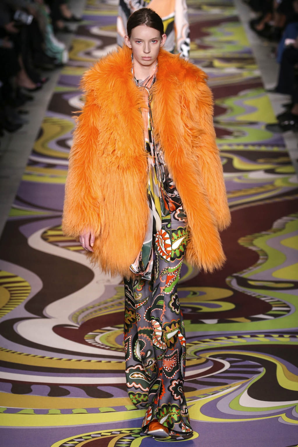 Fashion Week Milan Fall/Winter 2017 look 26 from the Pucci collection 女装