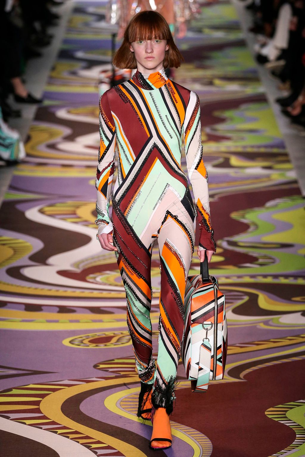 Fashion Week Milan Fall/Winter 2017 look 44 from the Pucci collection 女装