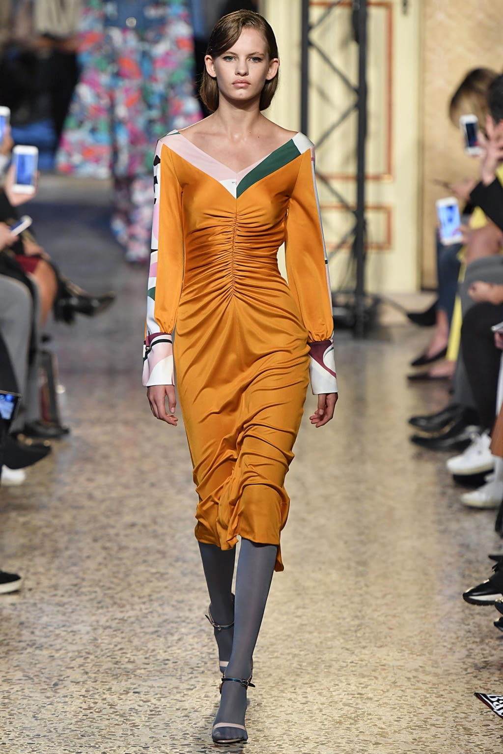 Fashion Week Milan Fall/Winter 2018 look 12 from the Pucci collection womenswear