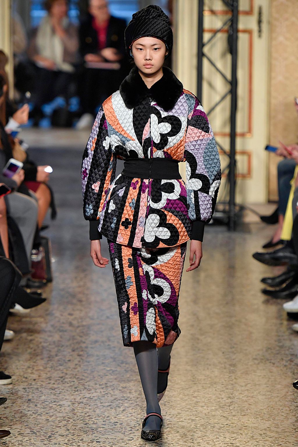 Fashion Week Milan Fall/Winter 2018 look 27 from the Pucci collection womenswear