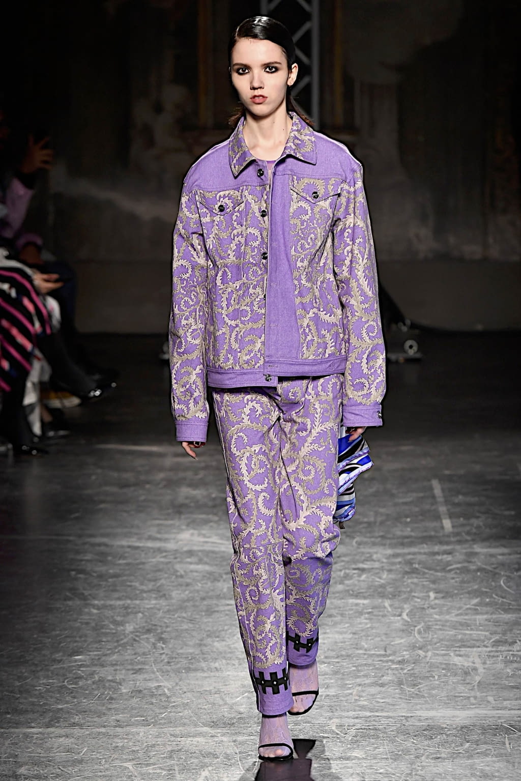 Fashion Week Milan Fall/Winter 2020 look 18 from the Pucci collection 女装