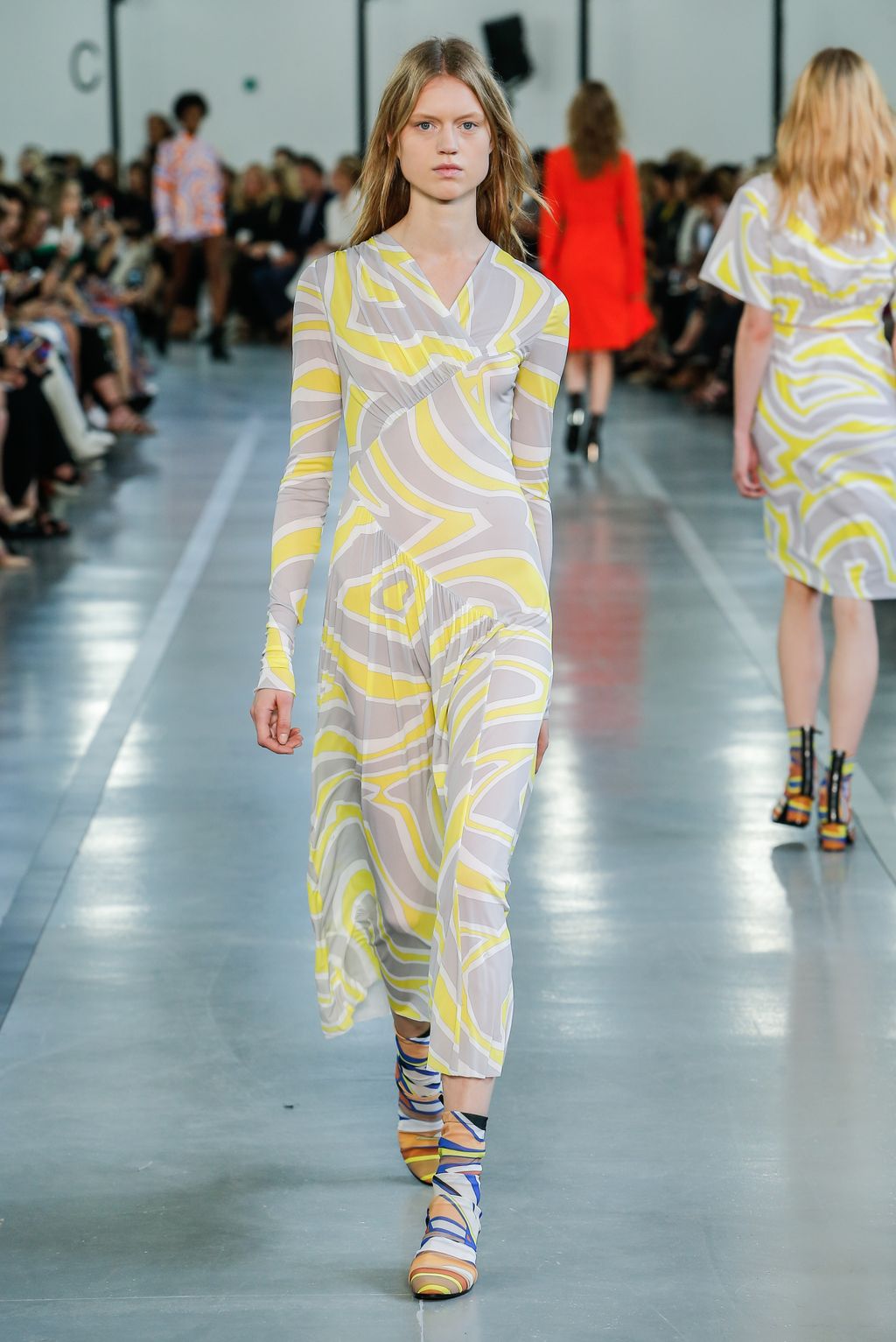 Fashion Week Milan Spring/Summer 2017 look 15 from the Pucci collection womenswear