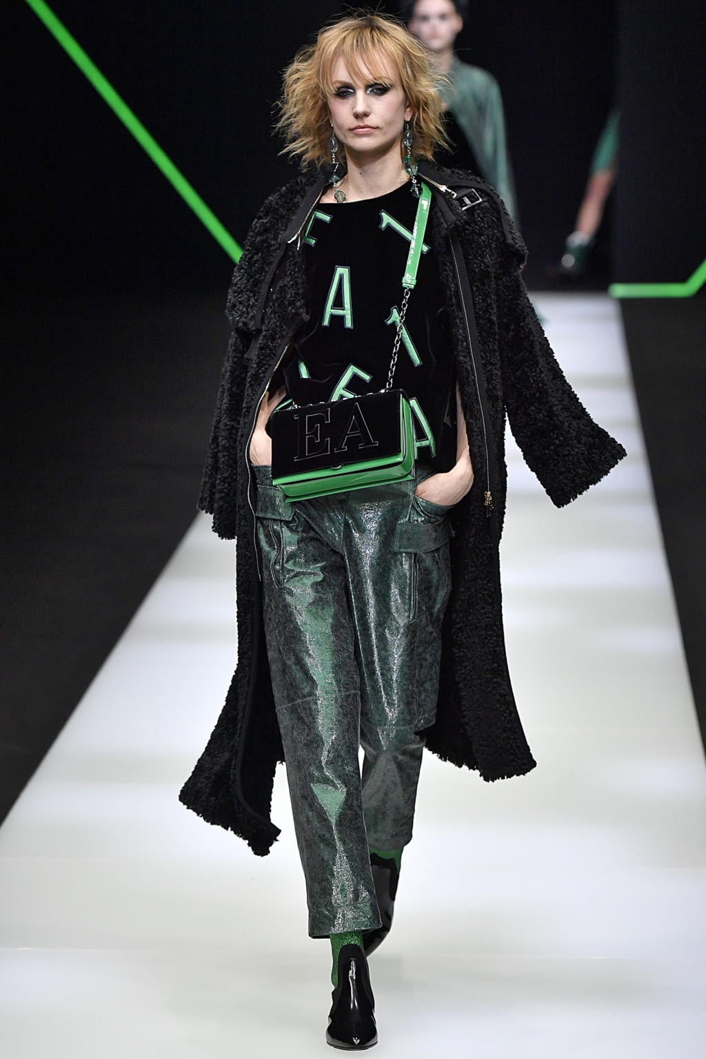 Fashion Week Milan Fall/Winter 2018 look 2 from the Emporio Armani collection womenswear
