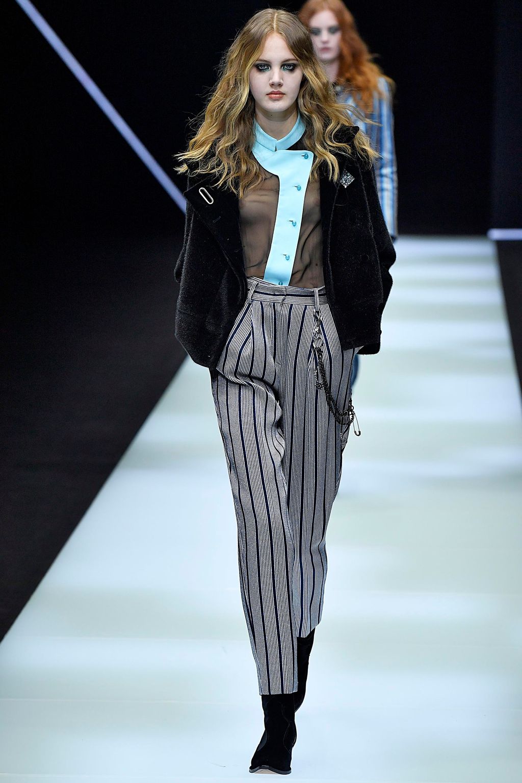 Fashion Week Milan Fall/Winter 2018 look 55 from the Emporio Armani collection womenswear