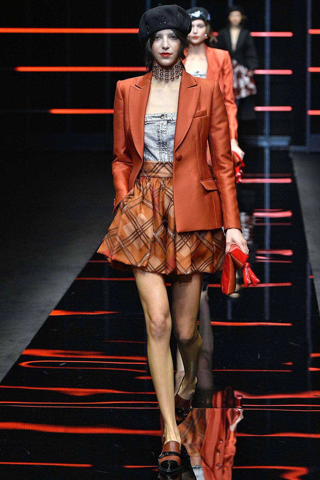 Fashion Week Milan Fall/Winter 2019 look 15 from the Emporio Armani collection womenswear