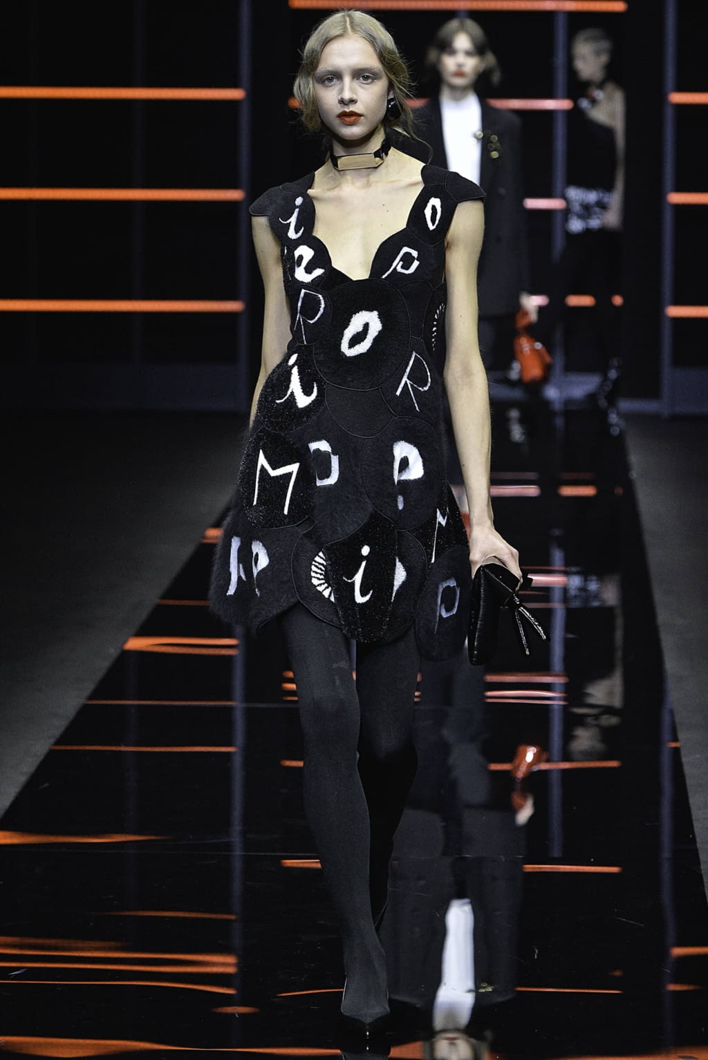 Fashion Week Milan Fall/Winter 2019 look 22 from the Emporio Armani collection womenswear