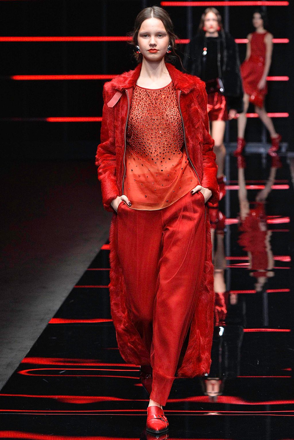 Fashion Week Milan Fall/Winter 2019 look 53 from the Emporio Armani collection womenswear