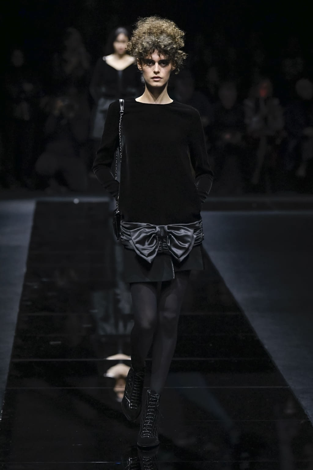 Fashion Week Milan Fall/Winter 2020 look 24 from the Emporio Armani collection womenswear