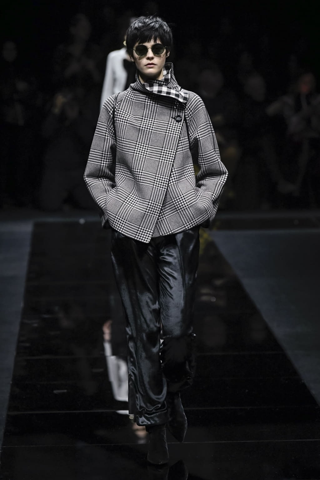 Fashion Week Milan Fall/Winter 2020 look 33 from the Emporio Armani collection womenswear