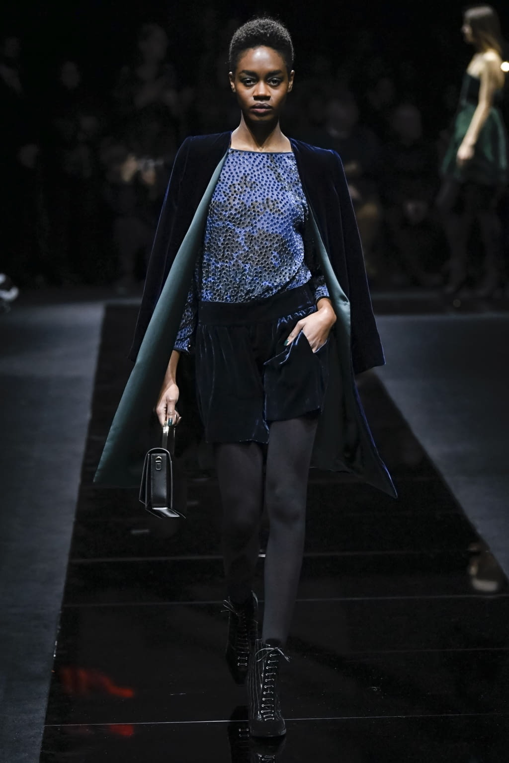 Fashion Week Milan Fall/Winter 2020 look 48 de la collection Emporio Armani womenswear