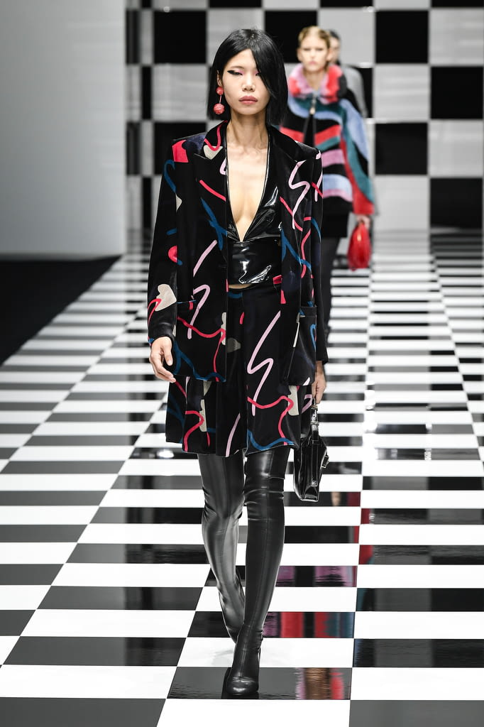 Fashion Week Milan Fall/Winter 2022 look 3 from the Emporio Armani collection womenswear