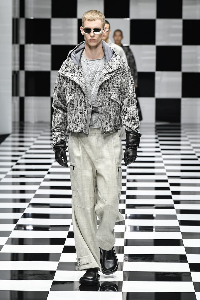 Fashion Week Milan Fall/Winter 2022 look 27 from the Emporio Armani collection womenswear