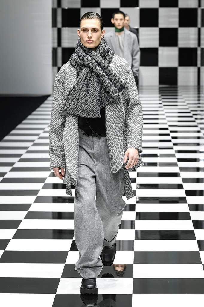 Fashion Week Milan Fall/Winter 2022 look 65 from the Emporio Armani collection womenswear