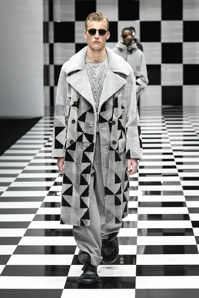 Fashion Week Milan Fall/Winter 2022 look 73 from the Emporio Armani collection womenswear
