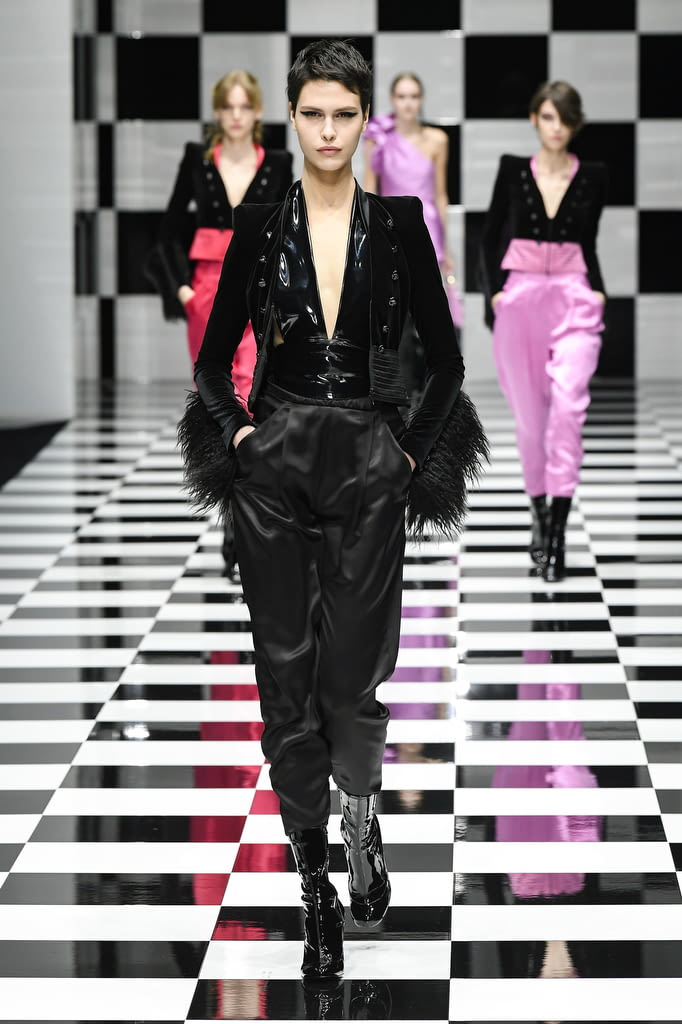 Fashion Week Milan Fall/Winter 2022 look 90 from the Emporio Armani collection womenswear