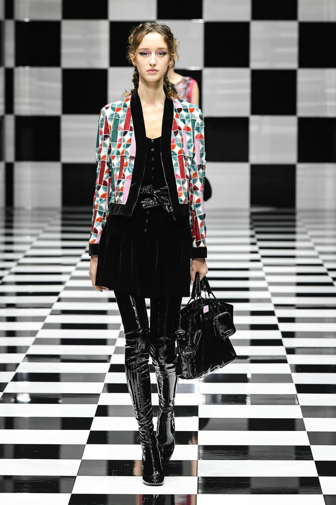 Fashion Week Milan Fall/Winter 2022 look 109 from the Emporio Armani collection womenswear