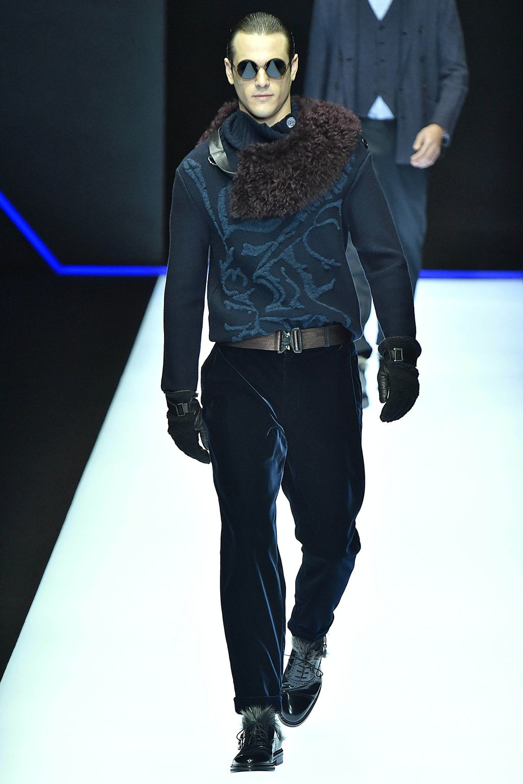 Fashion Week Milan Fall/Winter 2018 look 46 from the Emporio Armani collection menswear