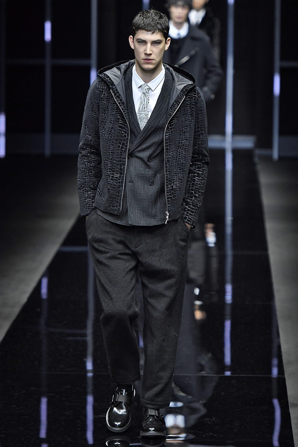Fashion Week Milan Fall/Winter 2019 look 2 from the Emporio Armani collection menswear