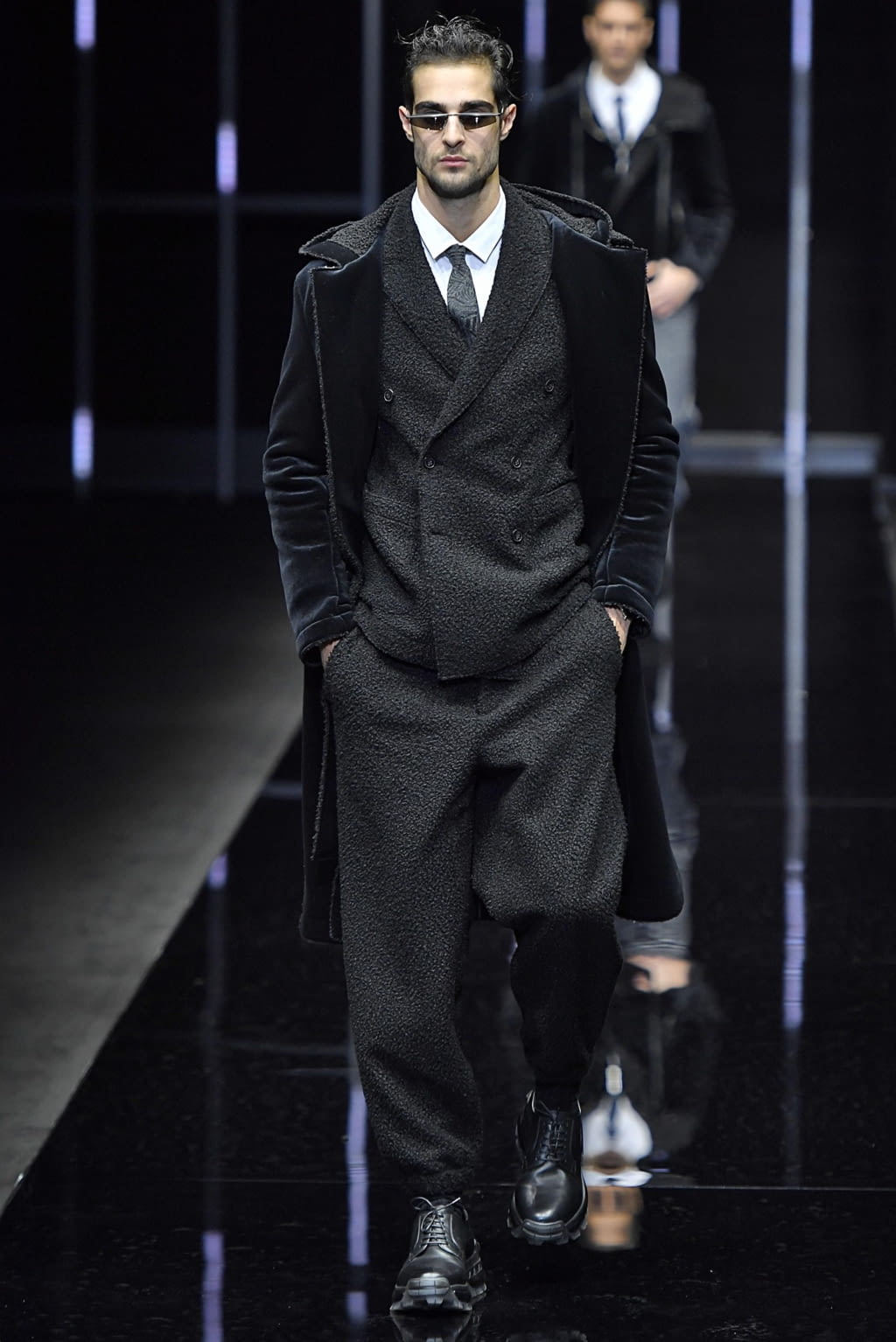 Fashion Week Milan Fall/Winter 2019 look 6 from the Emporio Armani collection menswear